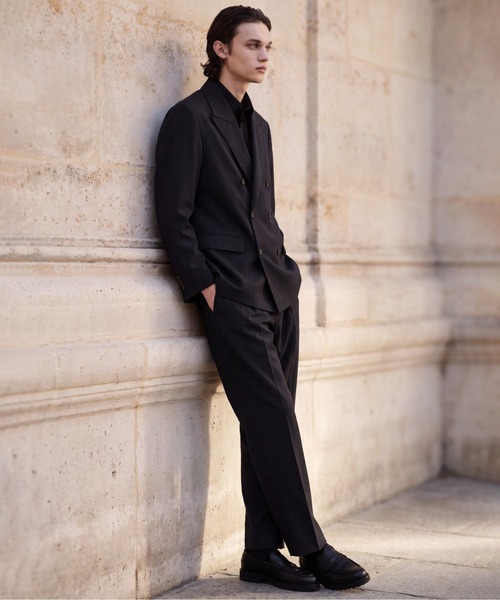 UNITED TOKYO(ユナイテッドトウキョウ)の「【数量限定】SERPINO WOOL 2TUCK PANTS |ワイドストレート/愛知県産素材(スラックス・メンズ・ブラック/ダークグレー・1/2)」の18枚目の写真