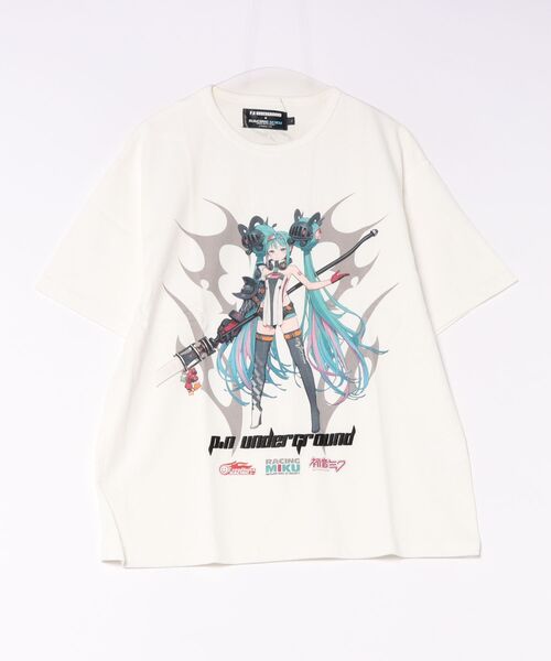 BENDER TOKYO(ベンダートウキョウ)の「『RACING MIKU』×『P.N UNDERGROUND』レーシングミク 初音ミク コラボレーションTシャツ(Tシャツ/カットソー・メンズ・ホワイト/チャコールグレー/ブラック・L/XL/M)」の2枚目の写真