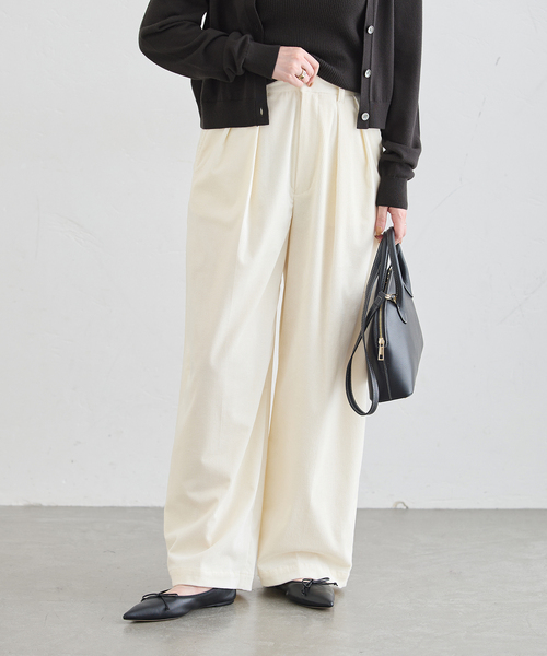 journal standard L'essage(ジャーナルスタンダードレサージュ)の「《追加》ストレッチコーデュロイ 2タックパンツ(その他パンツ・レディース・ホワイト・40/38/36)」の3枚目の写真
