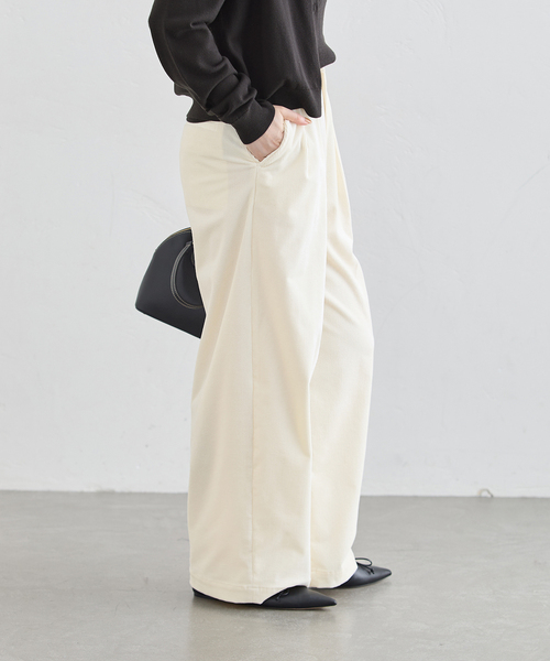 journal standard L'essage(ジャーナルスタンダードレサージュ)の「《追加》ストレッチコーデュロイ 2タックパンツ(その他パンツ・レディース・ホワイト・40/38/36)」の4枚目の写真