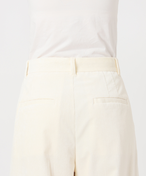 journal standard L'essage(ジャーナルスタンダードレサージュ)の「《追加》ストレッチコーデュロイ 2タックパンツ(その他パンツ・レディース・ホワイト・40/38/36)」の13枚目の写真