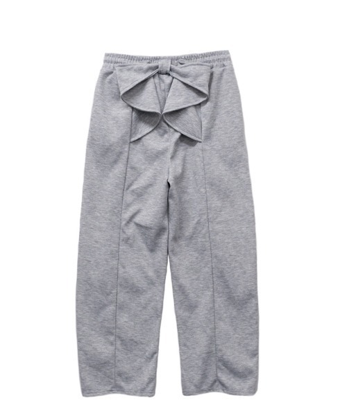 CLOTHY（クロシィ）の「【主役級なBIGリボンがCUTE】バックリボン スウェット バレルパンツ 秋服（スウェットパンツ・レディース・ブラック/グレー/オフホワイト・MEDIUM/LARGE）」の17枚目の写真