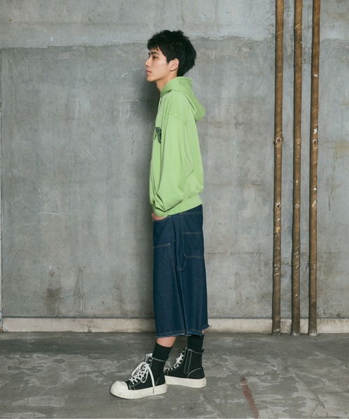 ILL'S（イルズ）の「ARCH LOGO PULLOVER HOODIE / アーチロゴ プルオーバー フーディ メンズ レディース ユニセックス（スウェット・メンズ・ライム/チャコールグレー/グレー/ブラック・L/M）」の7枚目の写真