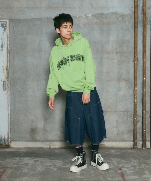 ILL'S（イルズ）の「ARCH LOGO PULLOVER HOODIE / アーチロゴ プルオーバー フーディ メンズ レディース ユニセックス（スウェット・メンズ・ライム/チャコールグレー/グレー/ブラック・L/M）」の6枚目の写真