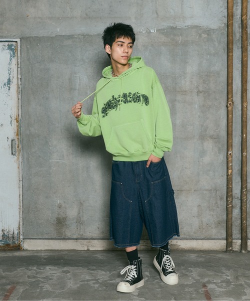 ILL'S（イルズ）の「ARCH LOGO PULLOVER HOODIE / アーチロゴ プルオーバー フーディ メンズ レディース ユニセックス（スウェット・メンズ・ライム/チャコールグレー/グレー/ブラック・L/M）」の5枚目の写真