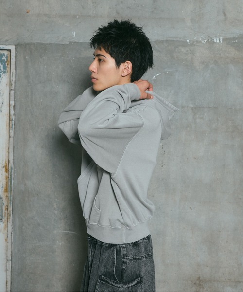 ILL'S（イルズ）の「ARCH LOGO PULLOVER HOODIE / アーチロゴ プルオーバー フーディ メンズ レディース ユニセックス（スウェット・メンズ・ライム/チャコールグレー/グレー/ブラック・L/M）」の13枚目の写真
