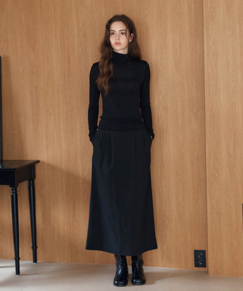 YUPPE(ヨッペ)の「ツーピンタックスカート_ブラック(スカート・レディース・その他・SMALL/MEDIUM)」の1枚目の写真