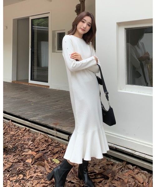 BIRTHDAY BASH（バースデイバッシュ）の「MIDI PEPLUM KNIT DRESS with PEARL（ミディぺプラムニットドレス）（ワンピース・レディース・ホワイト・M）」の11枚目の写真