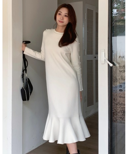 BIRTHDAY BASH（バースデイバッシュ）の「MIDI PEPLUM KNIT DRESS with PEARL（ミディぺプラムニットドレス）（ワンピース・レディース・ホワイト・M）」の6枚目の写真