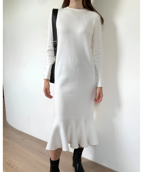 BIRTHDAY BASH（バースデイバッシュ）の「MIDI PEPLUM KNIT DRESS with PEARL（ミディぺプラムニットドレス）（ワンピース・レディース・ホワイト・M）」の12枚目の写真