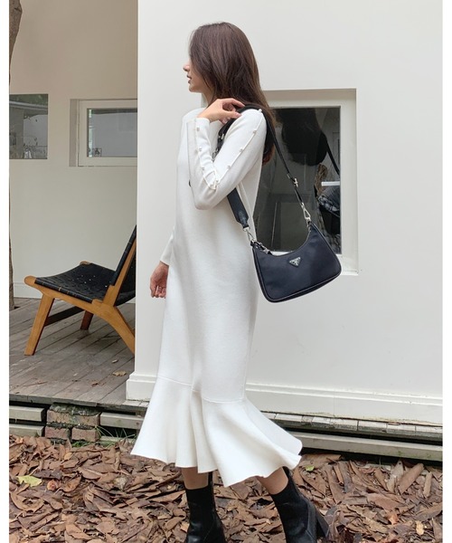 BIRTHDAY BASH（バースデイバッシュ）の「MIDI PEPLUM KNIT DRESS with PEARL（ミディぺプラムニットドレス）（ワンピース・レディース・ホワイト・M）」の7枚目の写真