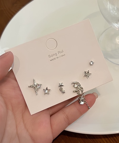 UP START(アップスタート)の「【466932】スターキラキラフープピアス6点セット(RO)(ピアス(両耳用)・レディース・シルバー系1/シルバー系2・FREE)」の1枚目の写真