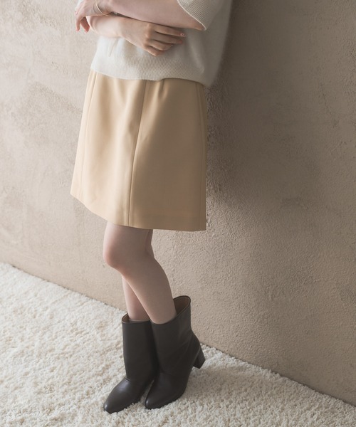 URBAN RESEARCH ROSSO WOMEN（アーバンリサーチ　ロッソ）の「ラウンドフォルムミニスカート（スカート・レディース・イエロー系その他/グレー/ブラック・36/38）」の10枚目の写真