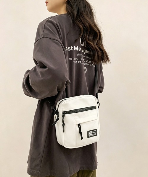 Miniministore(ミニミニストア)の「カジュアルミニショルダーバッグ(ショルダーバッグ・レディース・ホワイト/ロイヤルブルー/ブラック/イエロー・FREE)」の20枚目の写真