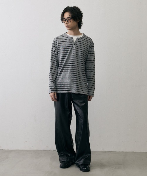 Shoowtime（ショウタイム）の「Vintage Border Henley Neck Long Sleeve Tee / ヴィンテージ ボーダー ヘンリーネック ロングスリーブTシャツ（Tシャツ/カットソー・メンズ・ブラック系・X-LARGE/LARGE/MEDIUM）」の9枚目の写真