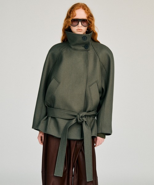 PRANK PROJECT（プランクプロジェクト）の「【2026Winter Pre-Order】ローウエステッドハイネックウールミドルコート / Low-Waisted High-Neck Wool Middle Coat（その他アウター・レディース・カーキ/グレー/ブラック・FREE）」の18枚目の写真