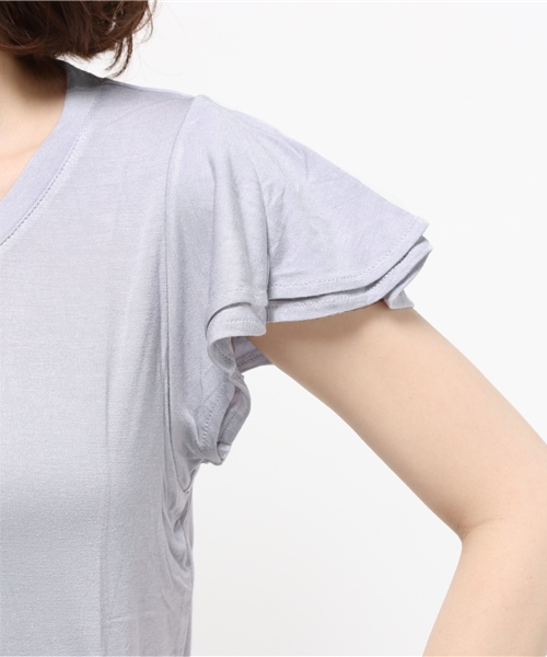 Re:EDIT（リエディ）の「とろみ生地袖フリルカットソートップス/とろみシャツ[Re:EDIT/リエディ][春夏新作][リエディオリジナル]（Tシャツ/カットソー・レディース・サンドベージュ/ホワイト/キャメル/ピンク/レッド/カーキオリーブ/ブラック/杢グレー/ブルー・MEDIUM）」の15枚目の写真