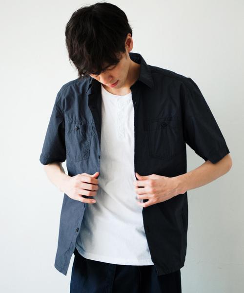 green label relaxing(グリーンレーベルリラクシング)の「SC C/NY WEATHER S/S シャツ(シャツ/ブラウス・メンズ・ネイビー/オリーブ・SMALL/LARGE/MEDIUM)」の2枚目の写真