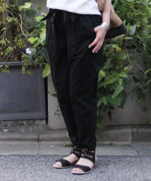 coen（コーエン）の「ブロードウエストリボンテーパードパンツ（その他パンツ・レディース・ブラック/ネイビー・LARGE/MEDIUM）」の6枚目の写真