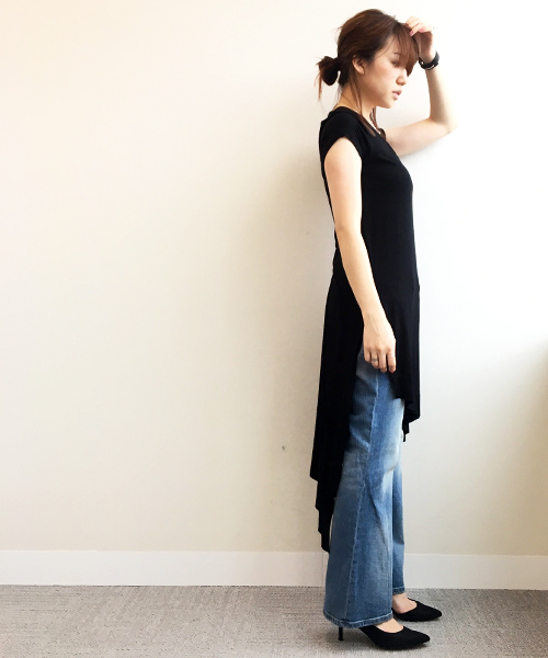 Coin 1804 アシンメトリーデザインヘムラインVネックTシャツ Coin 1804 アシンメトリーデザインヘムラインVネックTシャツ