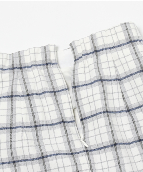 TRUDEA(トルディア)の「(日本製)チェックタイトスカート(スカート・レディース・ホワイト/ネイビー/グレー・SMALL/LARGE/MEDIUM)」の5枚目の写真