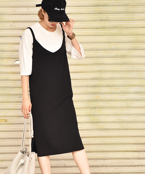 coca（coca）（コカ）の「サイドスリットシンプルキャミワンピース（ワンピース・レディース・ブラック・ONE SIZE）」の5枚目の写真