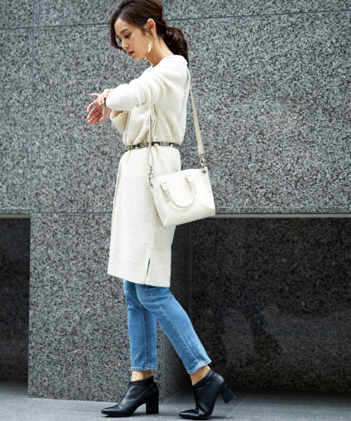 STUDIOUS(ステュディオス)の「2wayニットワンピース(カーディガン/ボレロ・レディース・オフホワイト/ブラック/バーガンディー・FREE)」の18枚目の写真