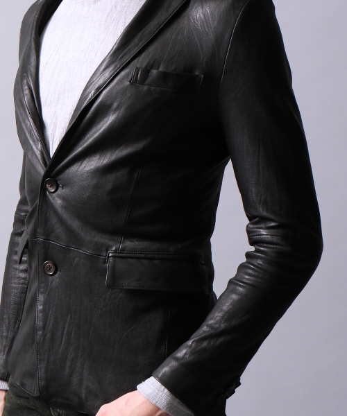 5351 POUR LES HOMMES（ゴーサンゴーイチプールオム）の「ドレスレザー2つボタンシングルジャケット（テーラードジャケット・メンズ・ホワイト/ブラック・48/46/44/50）」の7枚目の写真