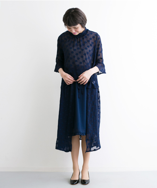 merlot plus（メルロープリュス）の「花ドット柄レースアンブレラスリーブブラウス5798（シャツ/ブラウス・レディース・ホワイト/ネイビー/ブラック・FREE）」の12枚目の写真