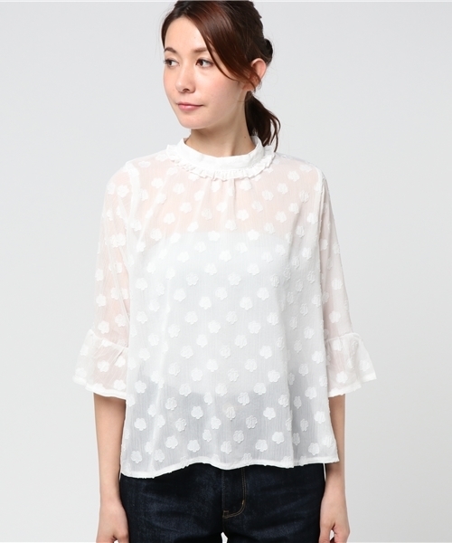 merlot plus（メルロープリュス）の「花ドット柄レースアンブレラスリーブブラウス5798（シャツ/ブラウス・レディース・ホワイト/ネイビー/ブラック・FREE）」の4枚目の写真