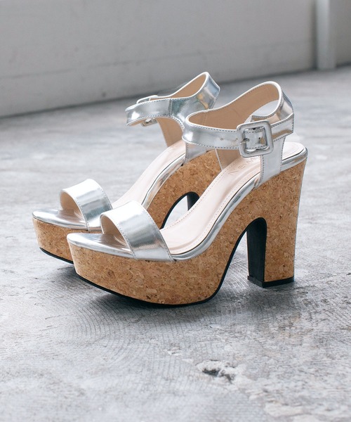 Newlyme（ニューリーミー）の「厚底ベルトサンダル（サンダル・レディース・インディゴブルー/ライトホワイト/クリアレッド/ライトブラック/ライトベージュ/杢グレー/ブラック系その他/シルバー系その他/ブラック系その他2/パイソン/ホワイト系その他/その他/グレー系その他/レッド系その他/ブラック系その他3/ブラック系その他4/ブラック/ブラウン/シルバー/グレー/パープル/イエロー/ベージュ・24cm/23cm/24.5cm/23.5cm/23.5㎝/22.5㎝/22cm/24㎝/25.5cm/25㎝/23㎝/24.5㎝/25cm/22.0cm/22.5cm）」の20枚目の写真