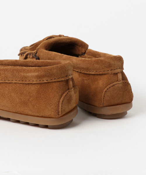 Minnetonka（ミネトンカ）の「MINNETONKA（ミネトンカ）:KILTY モカシン 2（モカシン/デッキシューズ・レディース・グレー/ブラウン・38/36/37/35）」の3枚目の写真