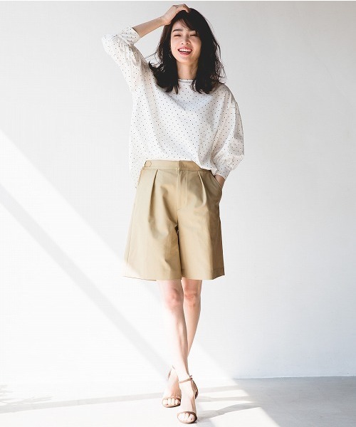 A part by（アパートバイ）の「CPチノショーツ　784622（チノパンツ・レディース・ネイビー/ベージュ・LARGE/MEDIUM）」の17枚目の写真