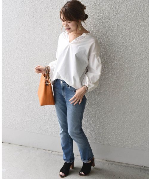 SHIPS（シップス）の「ギャザーブラウス◇（シャツ/ブラウス・レディース・ライトホワイト/ベージュ/ラベンダー・ONE SIZE）」の8枚目の写真