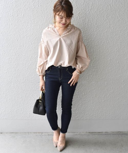 SHIPS（シップス）の「ギャザーブラウス◇（シャツ/ブラウス・レディース・ライトホワイト/ベージュ/ラベンダー・ONE SIZE）」の9枚目の写真