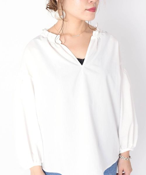 SHIPS（シップス）の「ギャザーブラウス◇（シャツ/ブラウス・レディース・ライトホワイト/ベージュ/ラベンダー・ONE SIZE）」の14枚目の写真