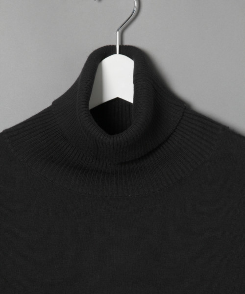 LOWRYS FARM(ローリーズファーム)の「14Gマキシタートルワンピース 808770(ワンピース・レディース・ブラック/ブルー系その他・FREE)」の4枚目の写真