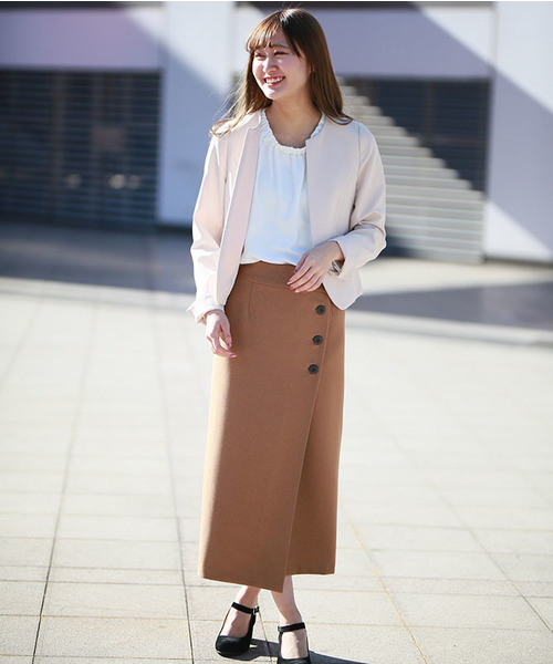 TRUDEA(トルディア)の「ロングタイトスカート(スカート・レディース・ネイビー/イエロー/キャメル/オレンジ/モカ・MEDIUM/LARGE/SMALL)」の11枚目の写真