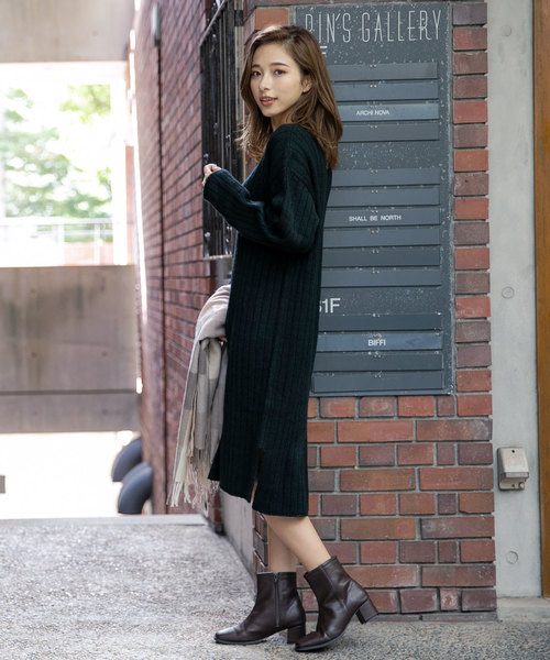 KOBE LETTUCE(コウベレタス)の「サイドスリットVネックリブニットワンピース(ワンピース・レディース・ブラック/グレー/ピンク/アイボリー/ボルドー/ベージュ/ブルー・FREE)」の16枚目の写真