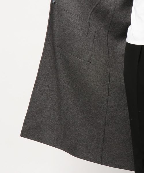 LOWRYS FARM（ローリーズファーム）の「Ｗフェイスパッチポケコート　816154（その他アウター・レディース・ブラウン/グレー・FREE）」の4枚目の写真