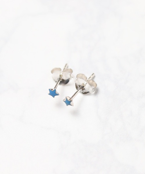 ARCHIVER（アーカイバ）の「【Al】シルバー925　ミニ ドットピアス（ピアス（両耳用）・レディース・ブラック/ターコイズブルー/レッド/ブルー系その他/ブラック系その他/パープル系その他/レッド系その他/イエロー系その他/ブルー系その他2/イエロー系その他2/ブラック系その他2/ホワイト/ピンク・FREE）」の6枚目の写真