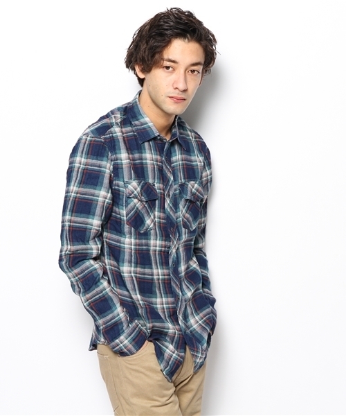 PLST(プラステ)の「Men チェック柄二重仕立てガーゼシャツ(シャツ/ブラウス・メンズ・ライトインディゴブルー・LARGE/X-LARGE/SMALL/MEDIUM)」の1枚目の写真