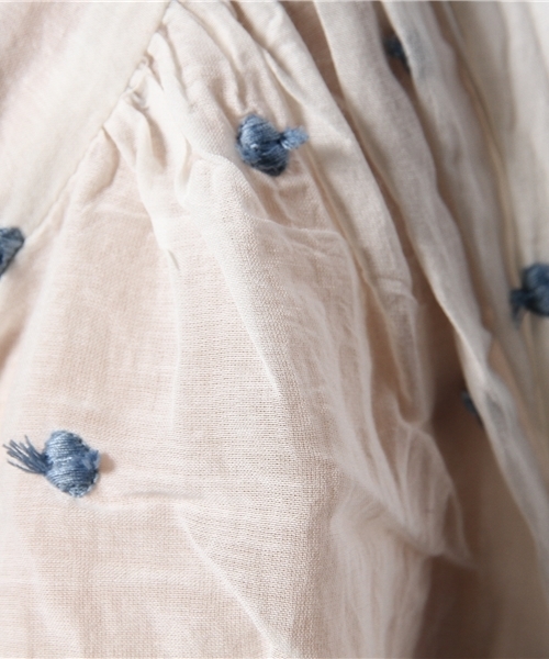 Ray BEAMS（レイビームス）の「MES DEMOISELLES... / Louise TOP（シャツ/ブラウス・レディース・オフホワイト/ベージュ・ONE SIZE）」の4枚目の写真