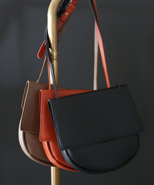 select MOCA（セレクトモカ）の「Unusual shape shoulder bag（ショルダーバッグ・レディース・ブラック/ベージュ/オレンジ・FREE）」の18枚目の写真