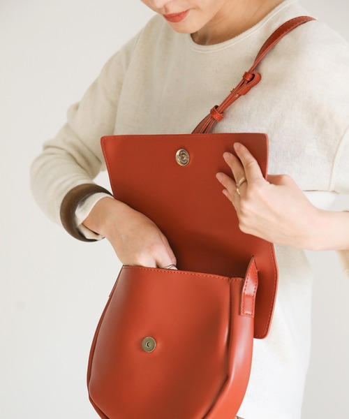 select MOCA（セレクトモカ）の「Unusual shape shoulder bag（ショルダーバッグ・レディース・ブラック/ベージュ/オレンジ・FREE）」の8枚目の写真
