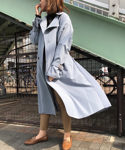 meJane（ミージェーン）の「バックプリーツ/トレンチコート（トレンチ