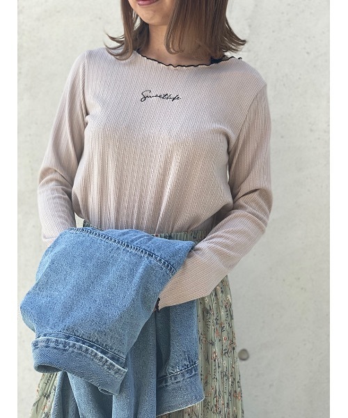 one way(ワンウェイ)の「配色メロー刺繍ロゴ(Tシャツ/カットソー)」|ライトピンク