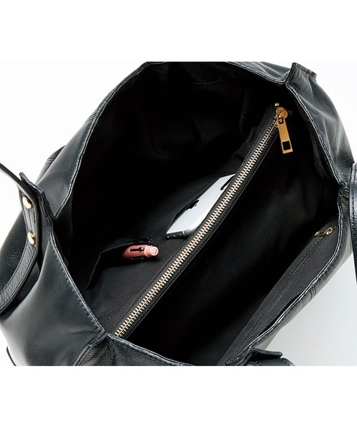 IEDIT（イディット）の「ＩＥＤＩＴ　本革でつくった　お仕事にぴったりなＡ４サイズ対応のトートバッグ〈ブラック〉（トートバッグ・レディース・ブラック・ONE SIZE）」の5枚目の写真