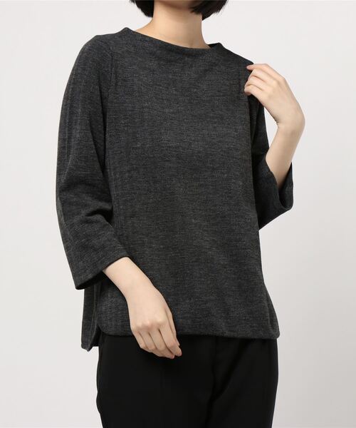 BELLUNA PLUS(ベルーナ)の「へリンボン素材ボトルネックプルオーバー(Tシャツ/カットソー・レディース・ライトグレー/ライラック/チャコール/コーラル・MEDIUM/LARGE/X-LARGE)」の14枚目の写真