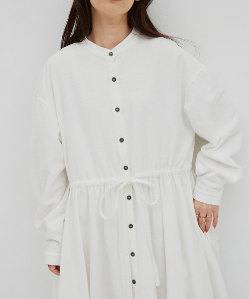 Libra Cue（リブラ キュー）の「ボリュームシャツワンピース（ワンピース・レディース・ホワイト/ブラック/ベージュ・FREE）」の9枚目の写真